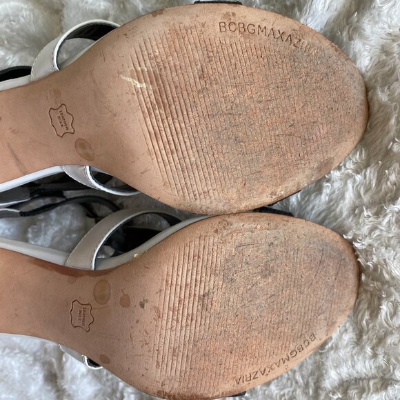 BCBG MAXAZRIA WHITE AND BLACK HEEL SIZE 8 - Picture 5 of 5